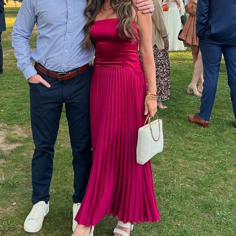 Drop waist gorgeous dress - Picture 5 of 5